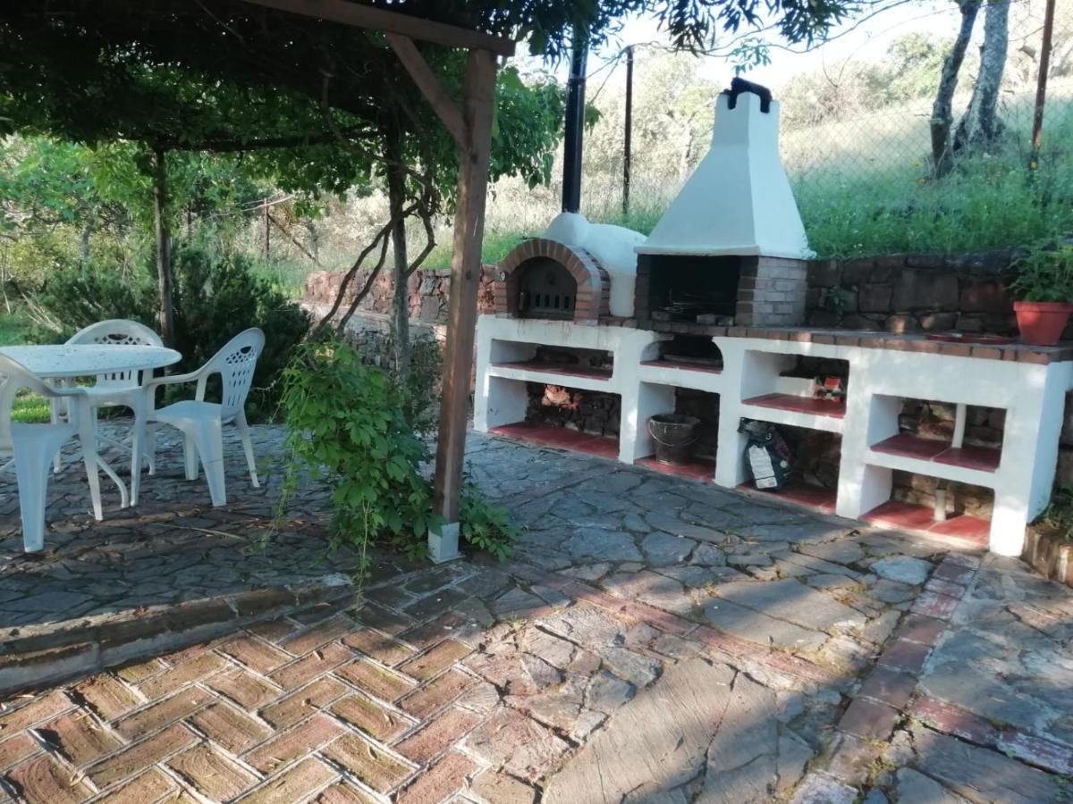 Casa Rural La Vega カサジャ・デ・ラ・シエラ エクステリア 写真