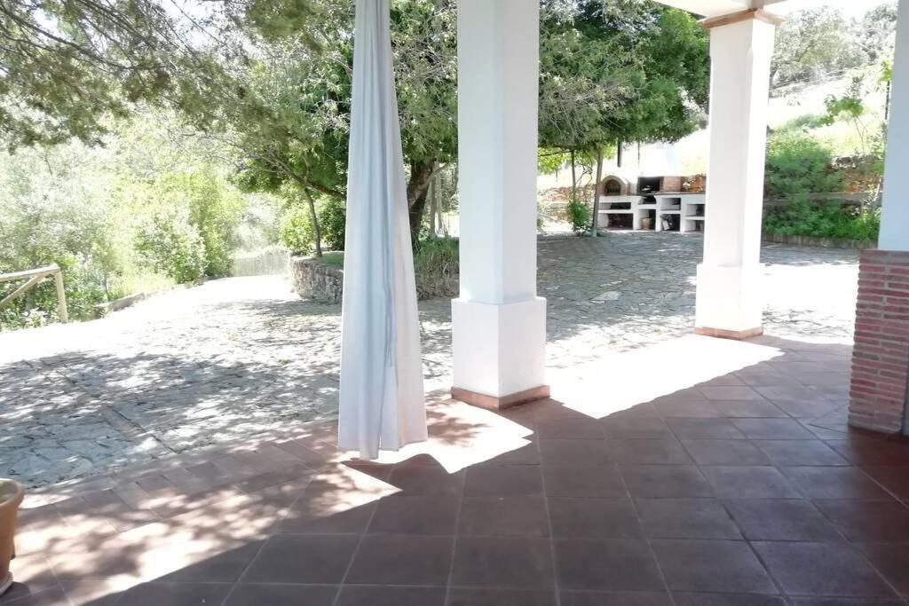 Casa Rural La Vega カサジャ・デ・ラ・シエラ エクステリア 写真